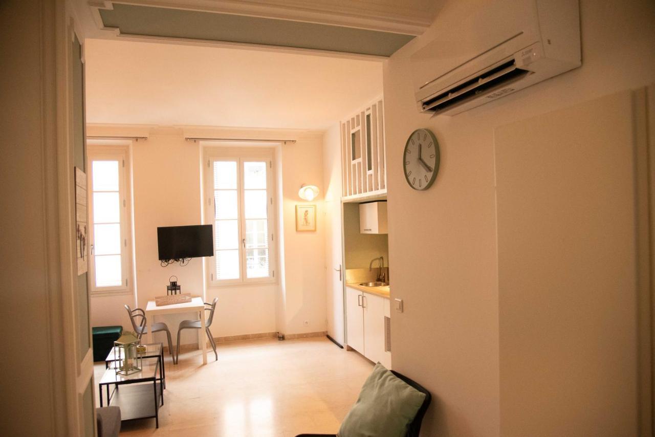 ★ Le Petit Avignonnais ★ Countryside ★ Intramuros ★ Center ★ 외부 사진